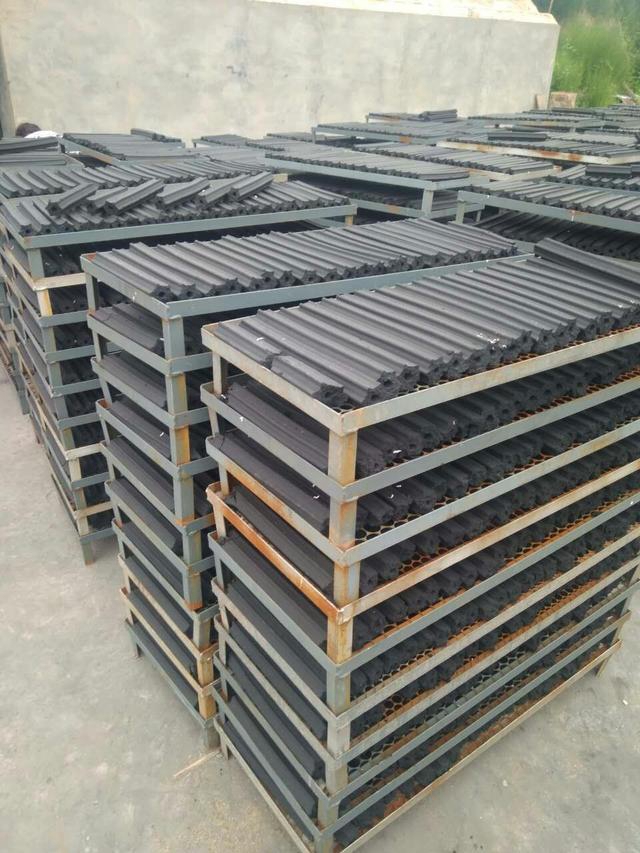 三百多收廢舊木材，辦一個小型機(jī)制木炭廠可行嗎？